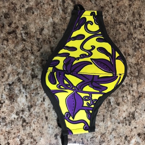 Masks - Picture 13 of 16